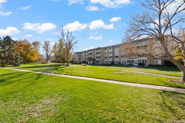 615 S Alton Way #12B, Denver, CO 80247