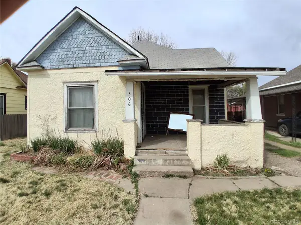 306 S 8th Street, Lamar, CO 81052