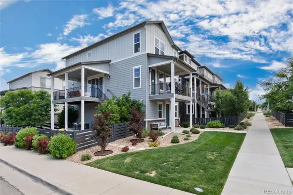 8945 Ramblestone Street, Highlands Ranch, CO 80129