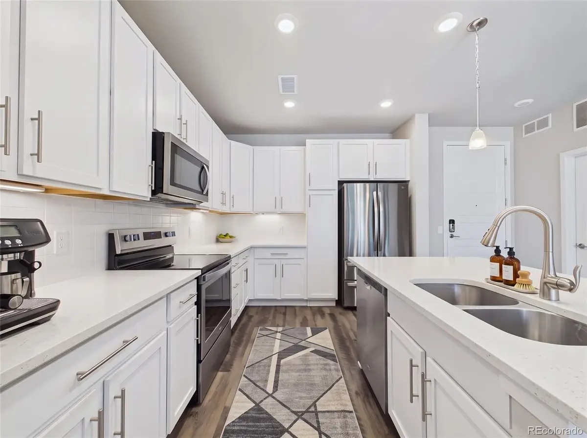 400 E Fremont #204, Centennial, CO 80122 - #1