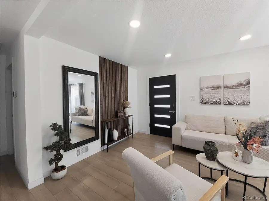 3227 S Grape Street, Denver, CO 80222 - #2