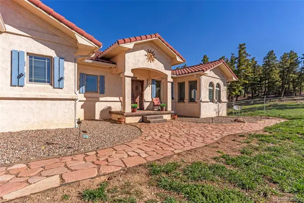 8760 Ridge Road, Beulah, CO 81023