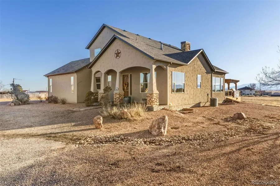 454 E Fredonia Drive, Pueblo, CO 81007 - Image #2