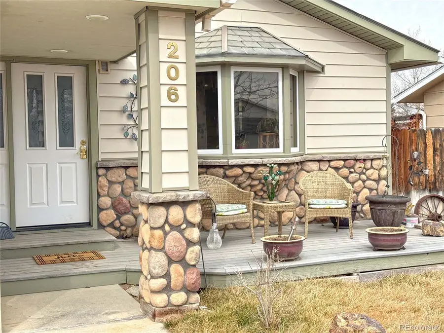 206 E Rangely Avenue, Rangely, CO 81648 - #2