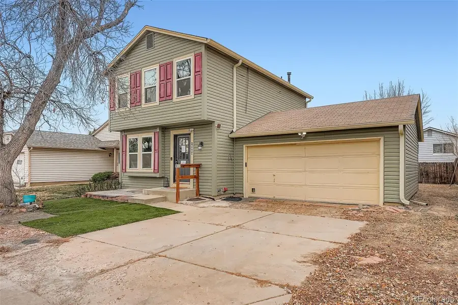18869 E Carmel Circle, Aurora, CO 80011 - Image #2