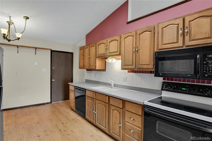 12072 E Maple Avenue, Aurora, CO 80012 - Image #2