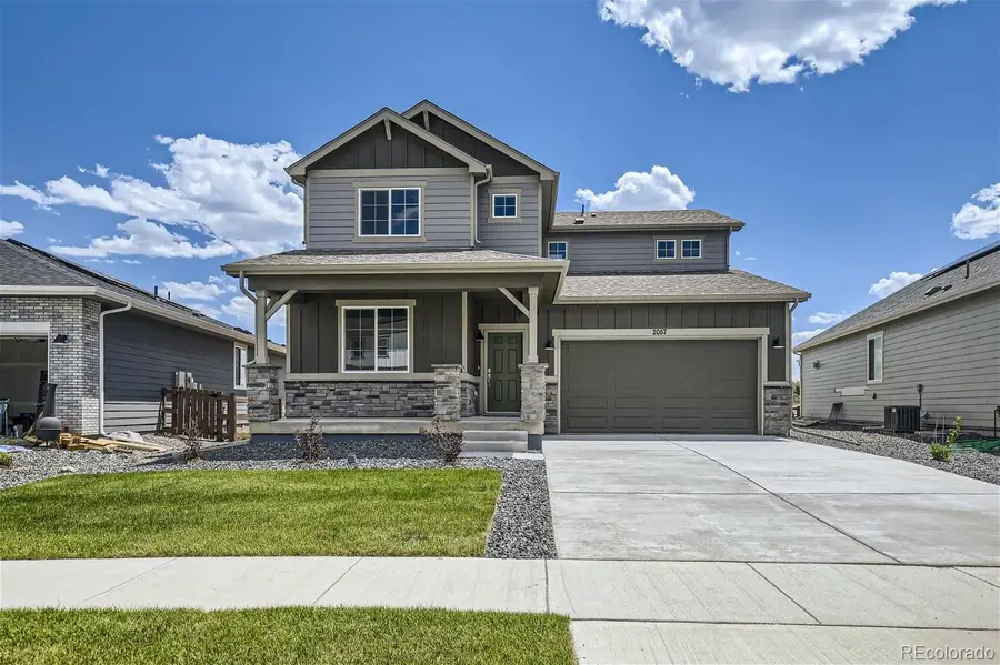 54928 E 28th Avenue, Strasburg, CO 80136 - #2