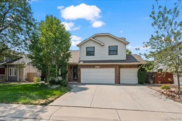 2431 Maplewood Circle, Longmont, CO 80503