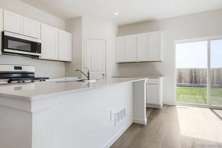 395 Wildflower Court, Bennett, CO 80102 - #3