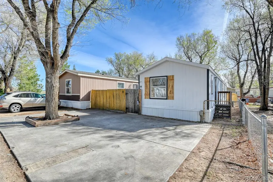 800 S Santa Fe Avenue, Fountain, CO 80817 - #2