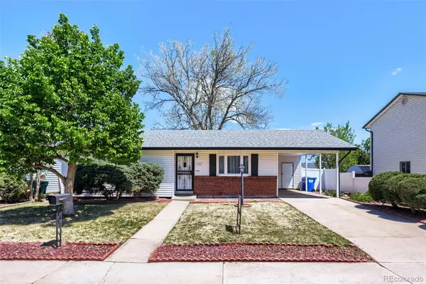 1182 Nucla Street, Aurora, CO 80011