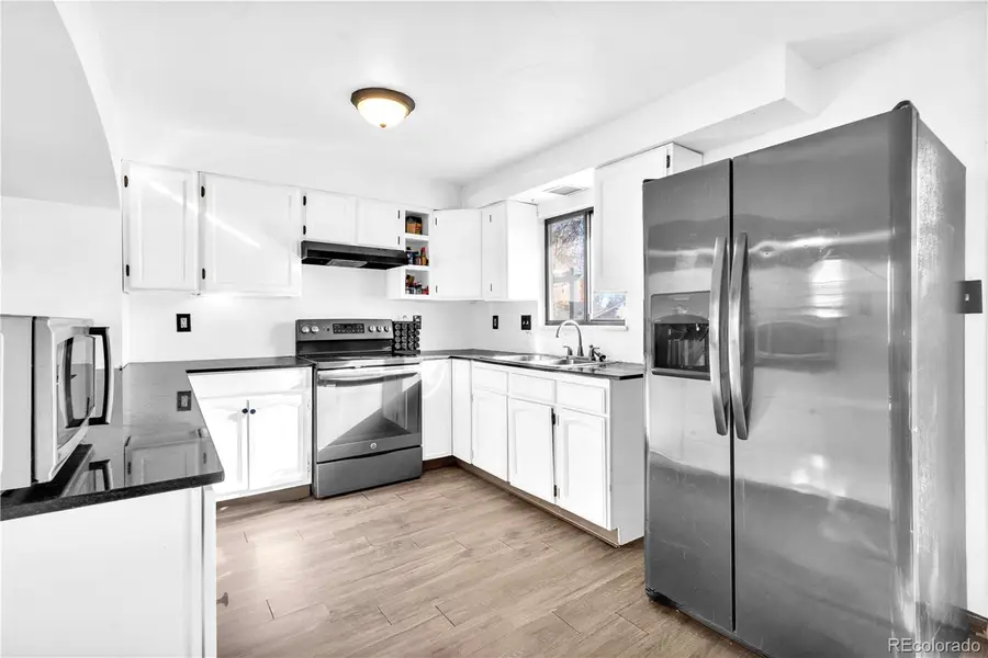 631 Buchanan Lane, Longmont, CO 80504 - Image #2