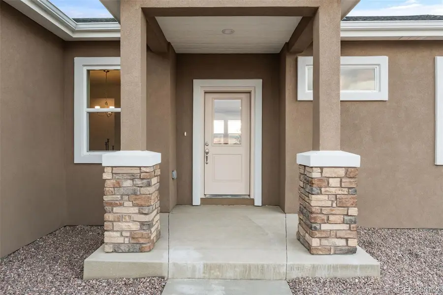 353 S Ashford Drive, Pueblo, CO 81007 - #3