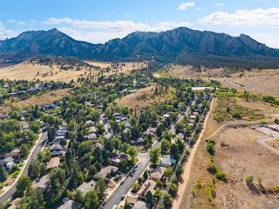 2335 Dartmouth Avenue, Boulder, CO 80305 - #3