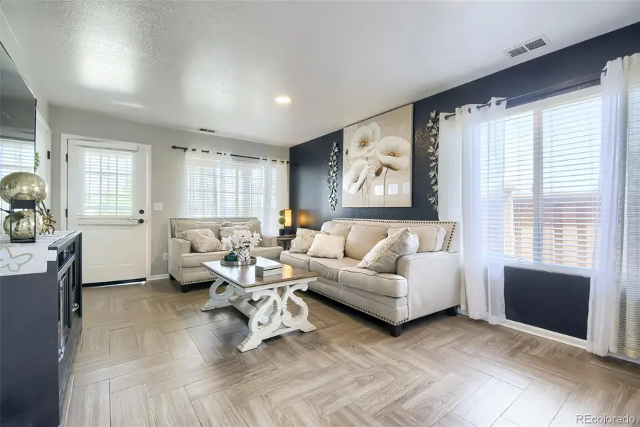 18646 E 42nd, Denver, CO 80249 - #2