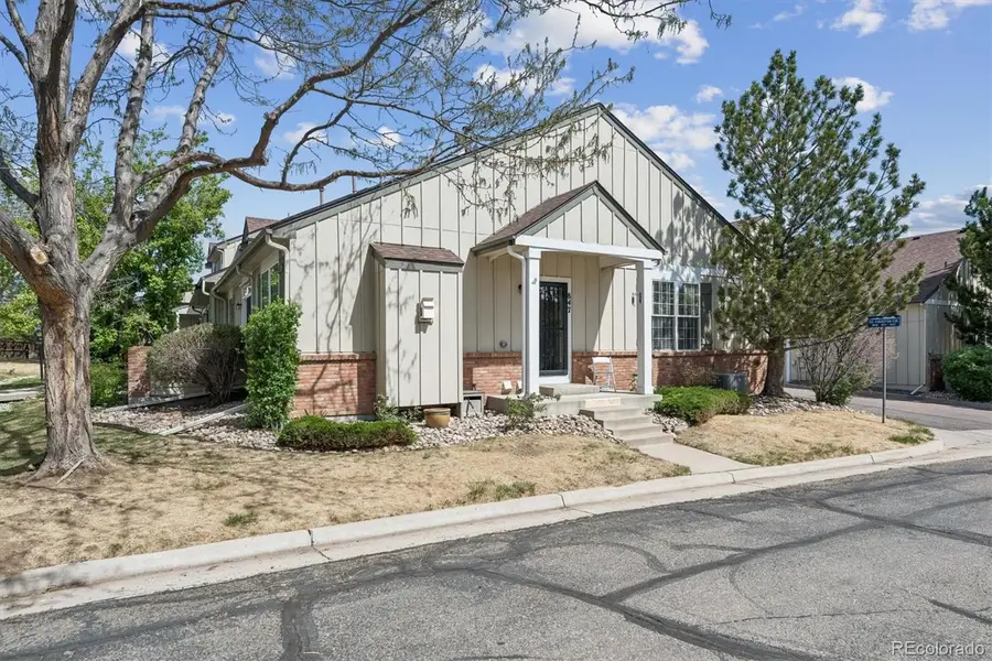 847 S Evanston Circle, Aurora, CO 80012 - #2