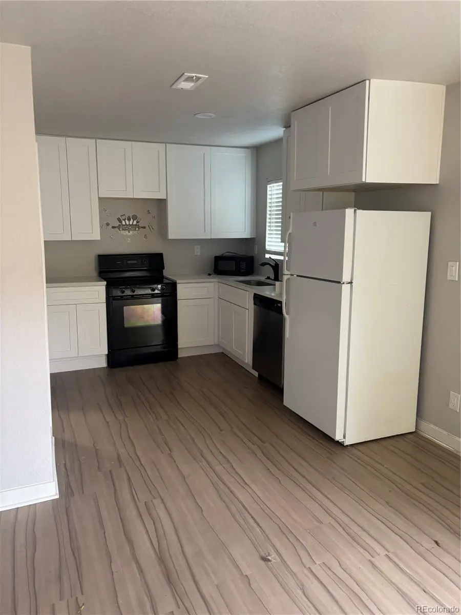 4669 High St, Denver, CO 80216 - Image #2