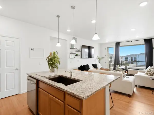 6153 N Ceylon Street #301, Denver, CO 80249