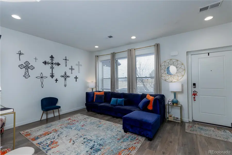 5928 Central Park Boulevard, Denver, CO 80238 - Image #3