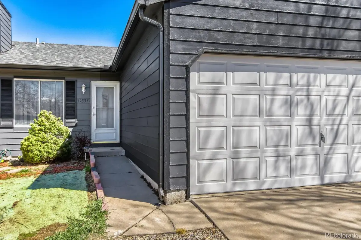 19335 E Batavia Place E, Aurora, CO 80011 - #1