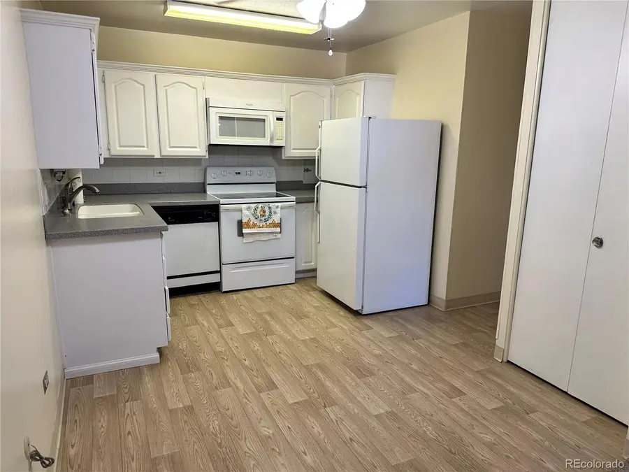 775 S Alton Way #1C, Denver, CO 80247 - Image #3