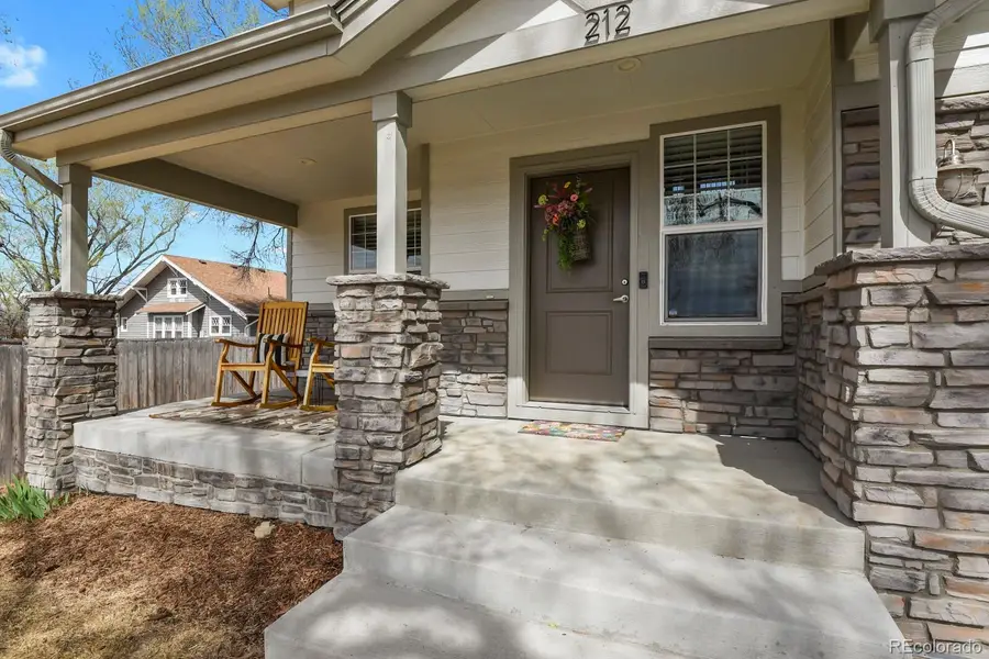 212 E Mountain View Avenue, Longmont, CO 80501 - #3
