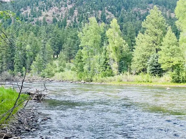 121 E Coach Drive, Antonito, CO 81120