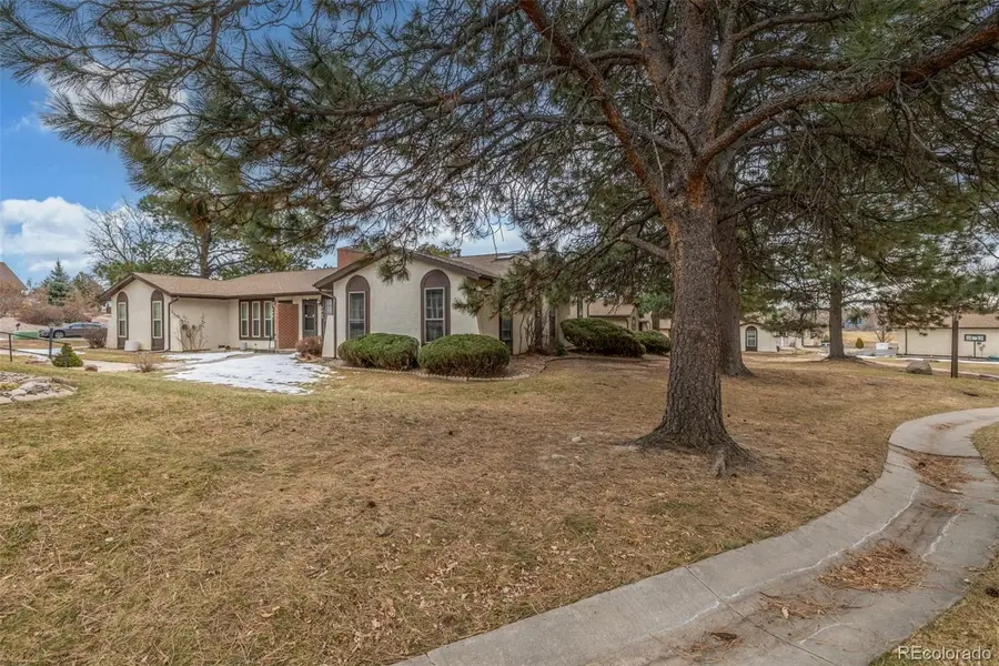 406 Valley Hi Circle #B, Colorado Springs, CO 80910 - Image #2