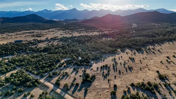 1738 12th Trail, Cotopaxi, CO 81223