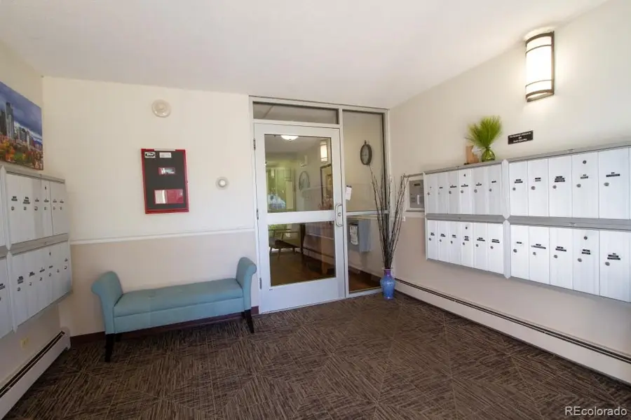 660 S Alton #4A, Denver, CO 80247 - #3