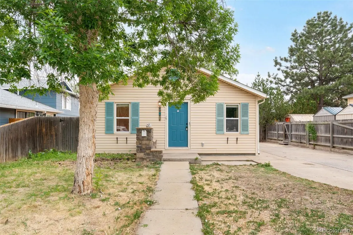 206 N 10th Avenue, Brighton, CO 80601 - #1