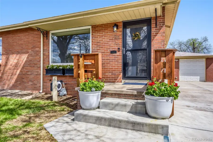 2568 S Zurich Court, Denver, CO 80219 - #2