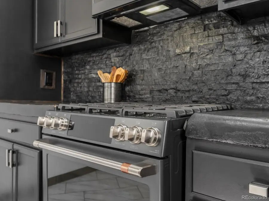 11794 W 13th Avenue, Lakewood, CO 80401 - #3