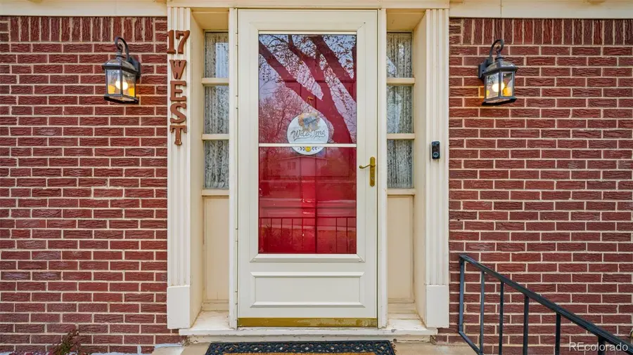 17 Clover Circle, Colorado Springs, CO 80906 - #2