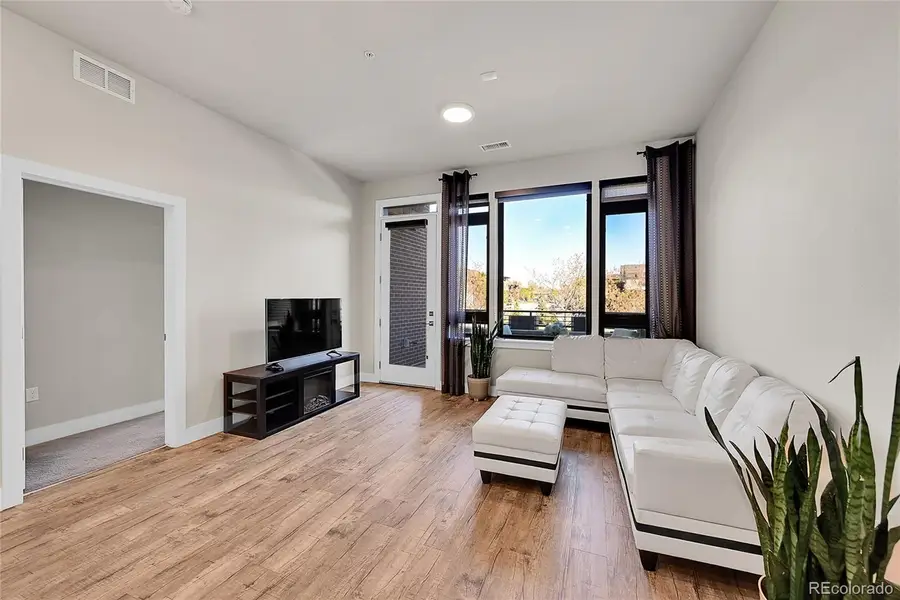 6619 E Lowry Boulevard #112, Denver, CO 80230 - Image #2