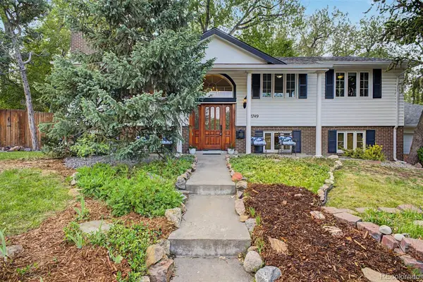 2749 Simms Street, Lakewood, CO 80215