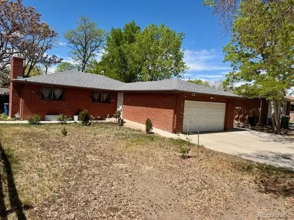 2077 Kingston Street, Aurora, CO 80010