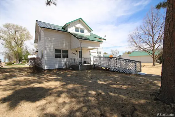 201 E 4th Avenue, Otis, CO 80743