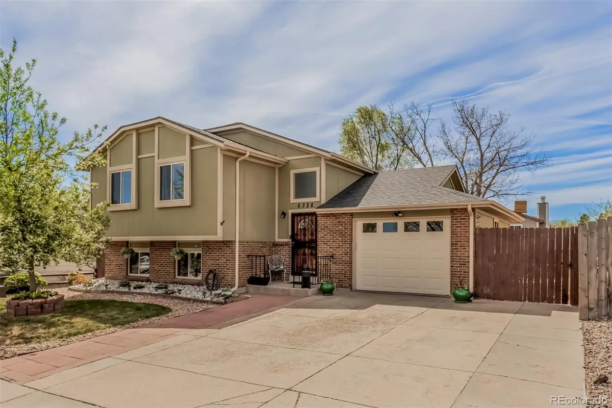 6328 W 69th Avenue, Arvada, CO 80003 - #1
