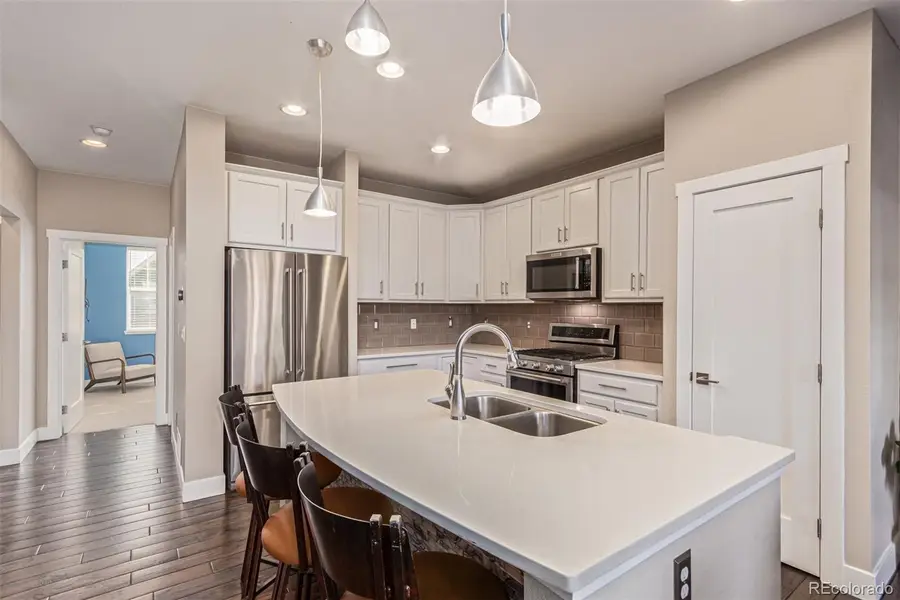 9835 W Hinsdale Place, Littleton, CO 80128 - Image #2