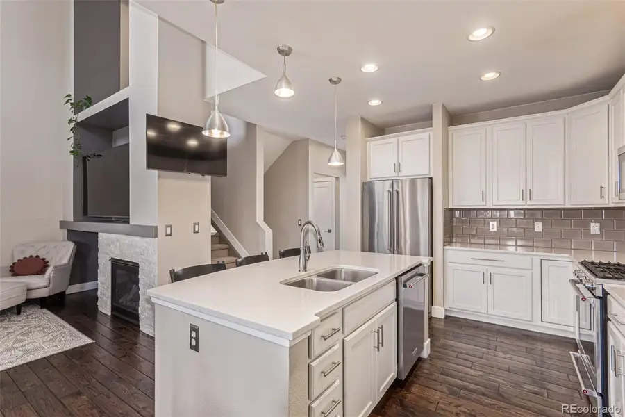 9835 W Hinsdale Place, Littleton, CO 80128 - Image #3