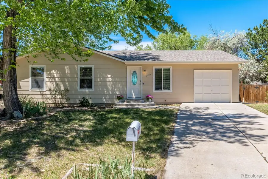 9609 W Eureka Place, Lakewood, CO 80227 - #2