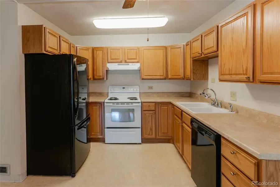 700 S Alton Way #10B, Denver, CO 80247 - #3