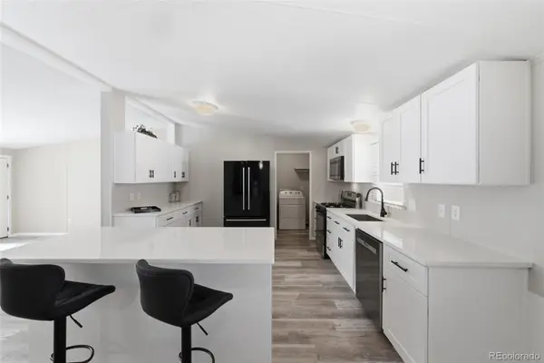 1631 Pagosa Way, Aurora, CO 80011