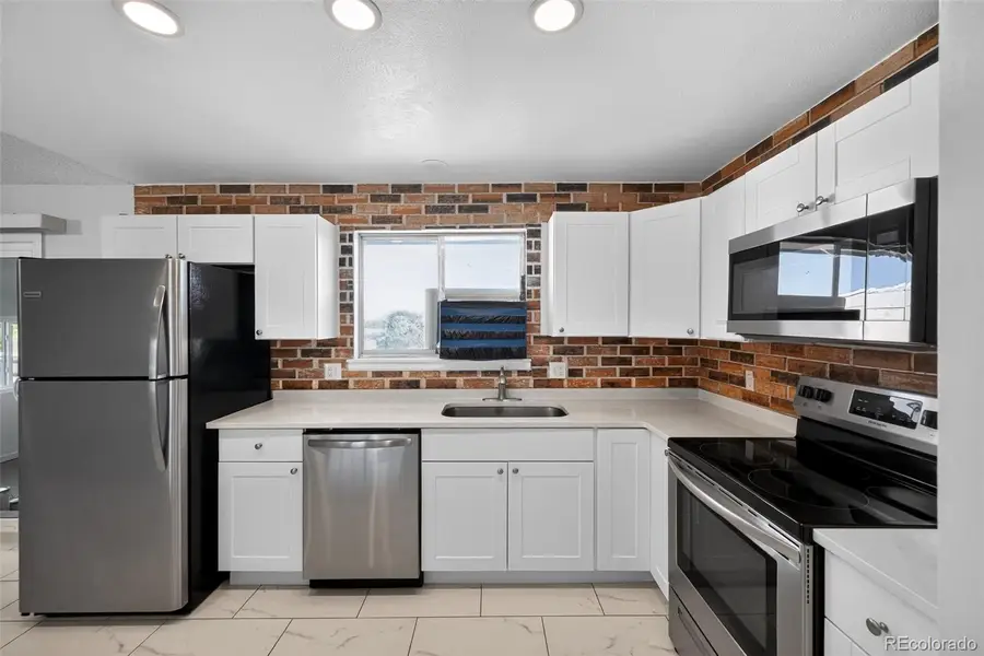 1902 S Truckee, Aurora, CO 80013 - #2