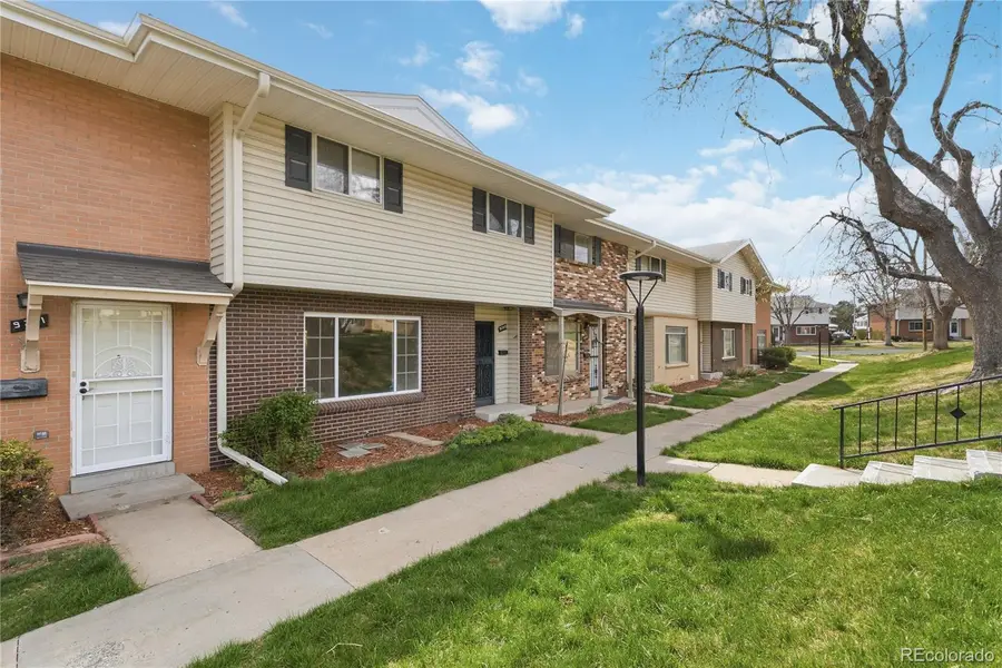 9209 E Nassau Avenue, Denver, CO 80237 - #3