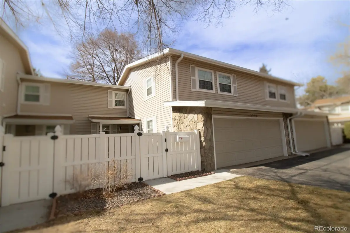 2752 S Heather Gardens Way #13, Aurora, CO 80014 - #1