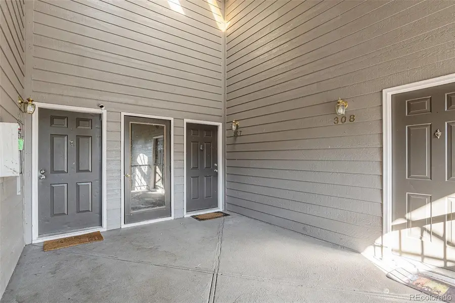 2575 S Syracuse Way #M307, Denver, CO 80231 - Image #3