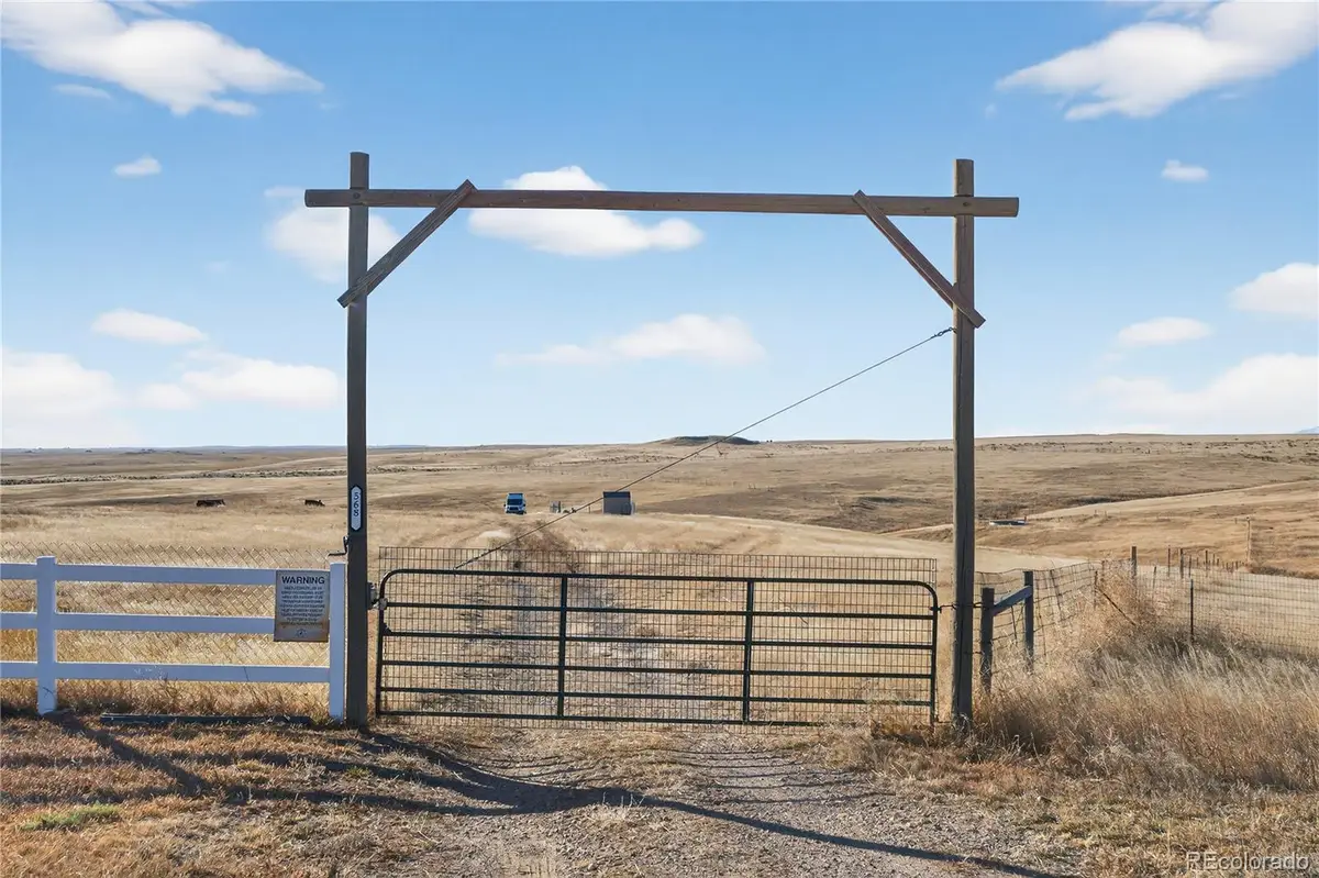 5689 S Tom Bay Court, Bennett, CO 80102 - Image #1