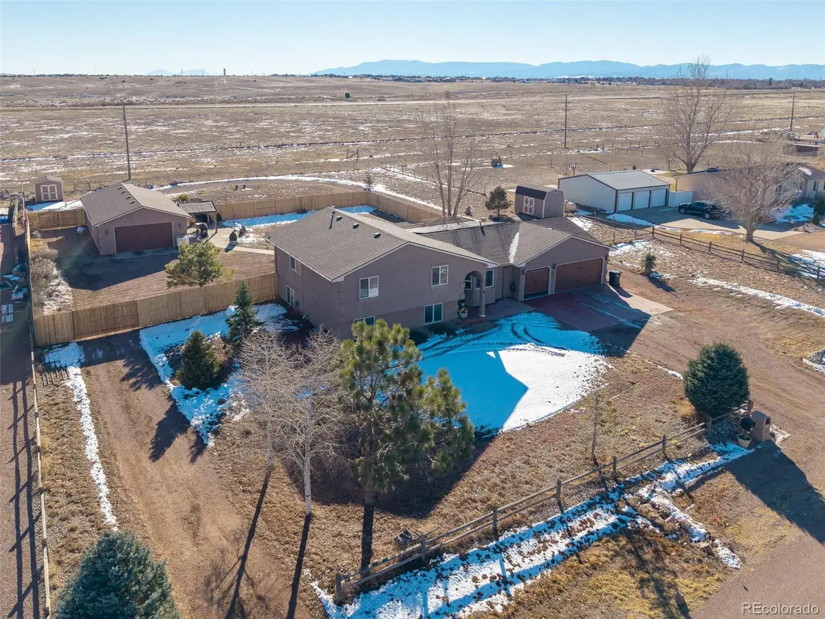 758 E Woodleaf Drive, Pueblo, CO 81007 - Image #1